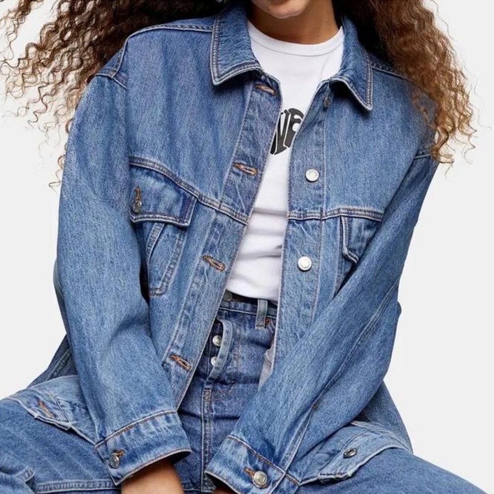 Top Shop Stylish Blue Denim Jacket
BRAND NEW WITH TAG